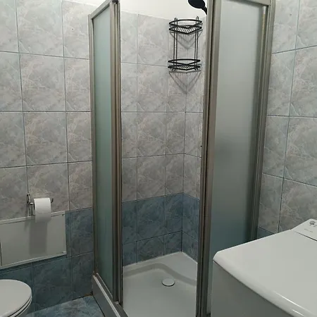 Apartment Quiet - Free Parking - 5 Min To Center