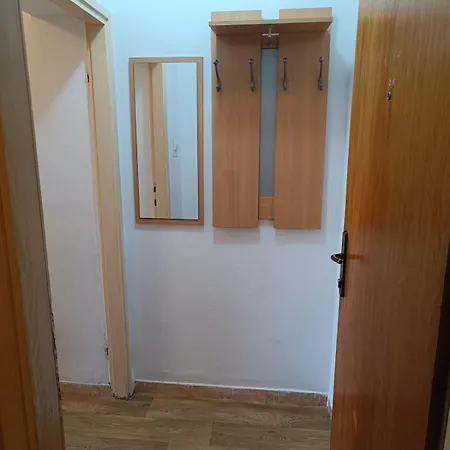 Apartment Quiet - Free Parking - 5 Min To Center *